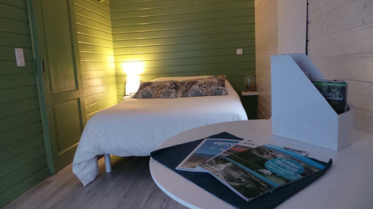 Au Cap Norwoe Bed & Breakfast แซงต์-ก็องแต็ง-ออง-ตูร์มองต์ ภายนอก รูปภาพ
