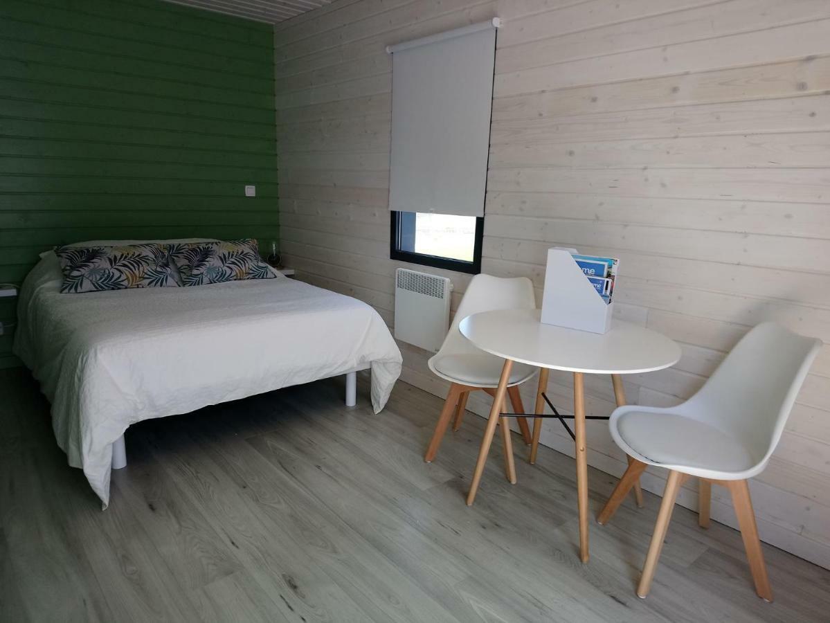 Au Cap Norwoe Bed & Breakfast แซงต์-ก็องแต็ง-ออง-ตูร์มองต์ ภายนอก รูปภาพ