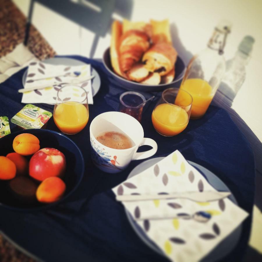 Au Cap Norwoe Bed & Breakfast แซงต์-ก็องแต็ง-ออง-ตูร์มองต์ ภายนอก รูปภาพ
